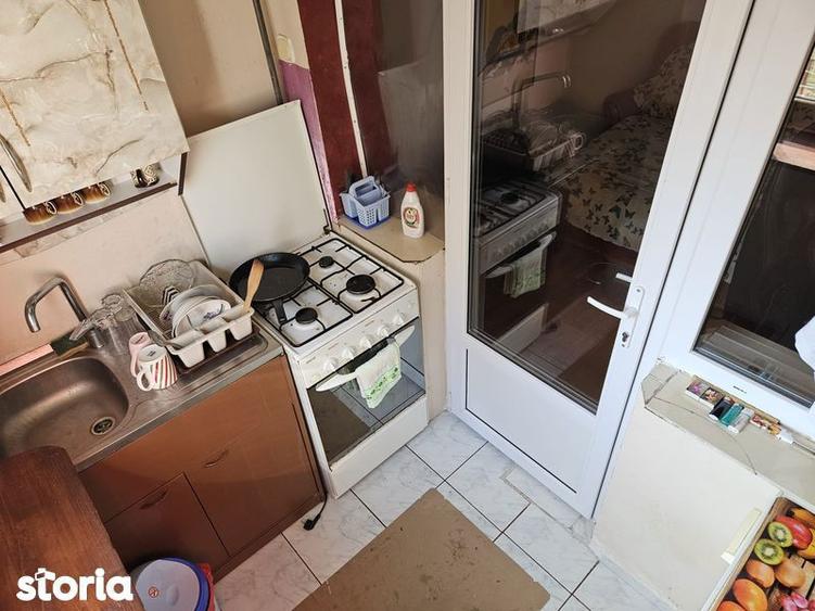 Garsoniera et 2, capat 1, proprietar - 2