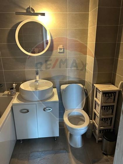 Apartament cu 2 camere de închiriat în zona 1 Decembrie 1918 / Parcare - 11