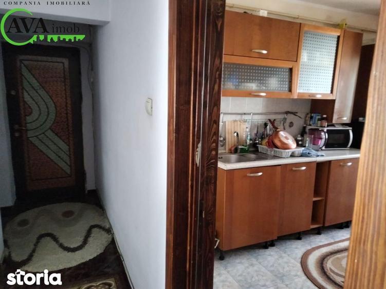 Aparament 3 camere decoamandat zona Mioritei - 4