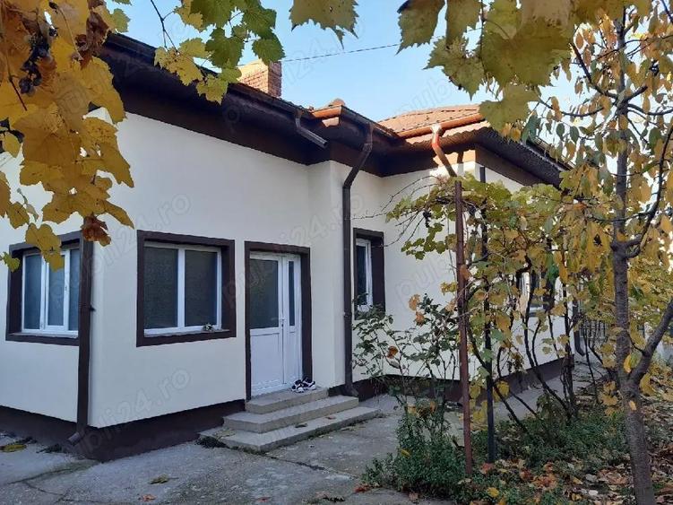 Casa de vanzare aproape de centru langa stadion, Sala Polivalenta ?i Padurea Vedea - 1