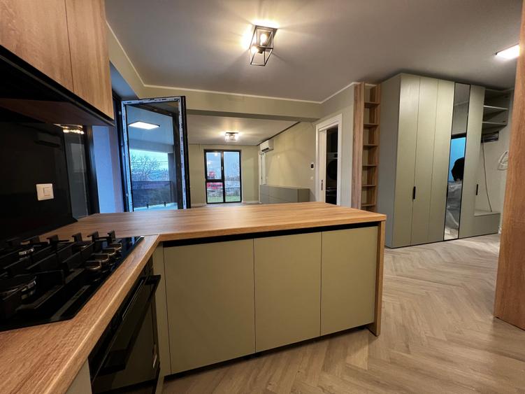 Apartament cu 4 camere decomandat în Nord