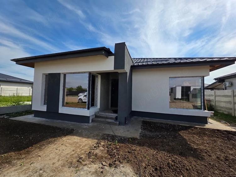 Casă cu 3 camere cu Teren 375 Mp în Berceni
