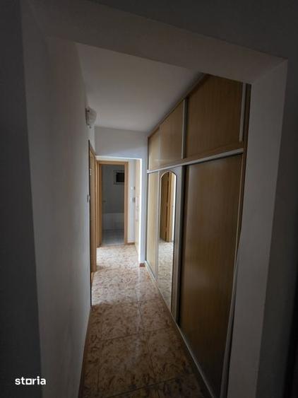 Inchiriere apartament 3 camere 9 Mai - 1
