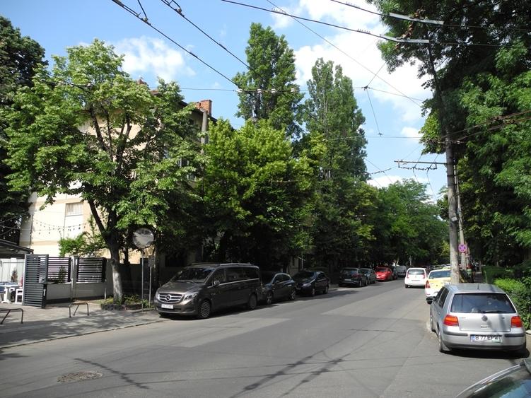 Garsonieră semidecomandată în Bucureștii Noi