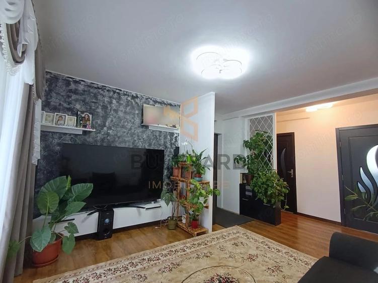 Apartament cu 3 camere semidecomandat în Apahida