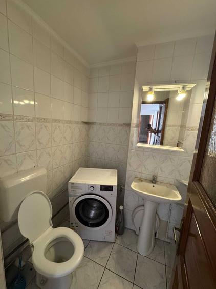 Apartament cu 4 camere decomandat în Fortuna