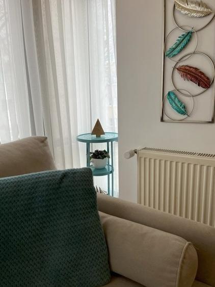 Apartament cu 3 camere decomandat, mobilat în Arcul de Triumf