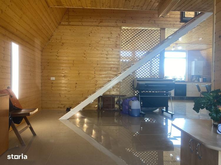 Casă cu 3 camere în Priseaca