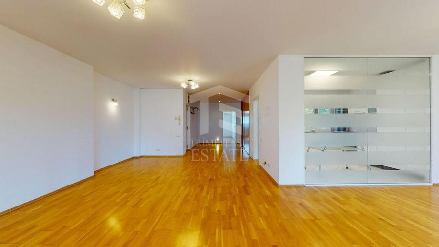Apartament cu 3 camere decomandat în Pipera