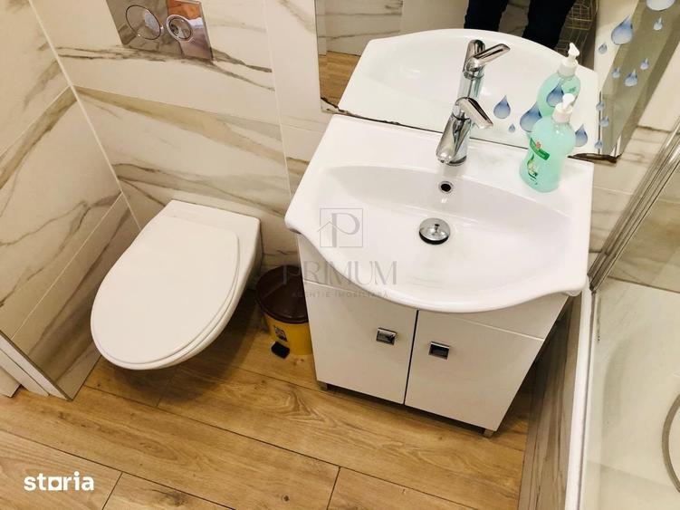 Apartament cu 4 camere decomandat în Central