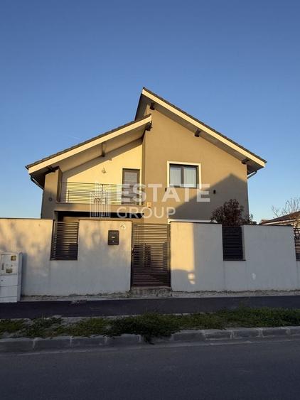 Casă individuală cu 4 camere cu Canalizare în Giarmata-Vii