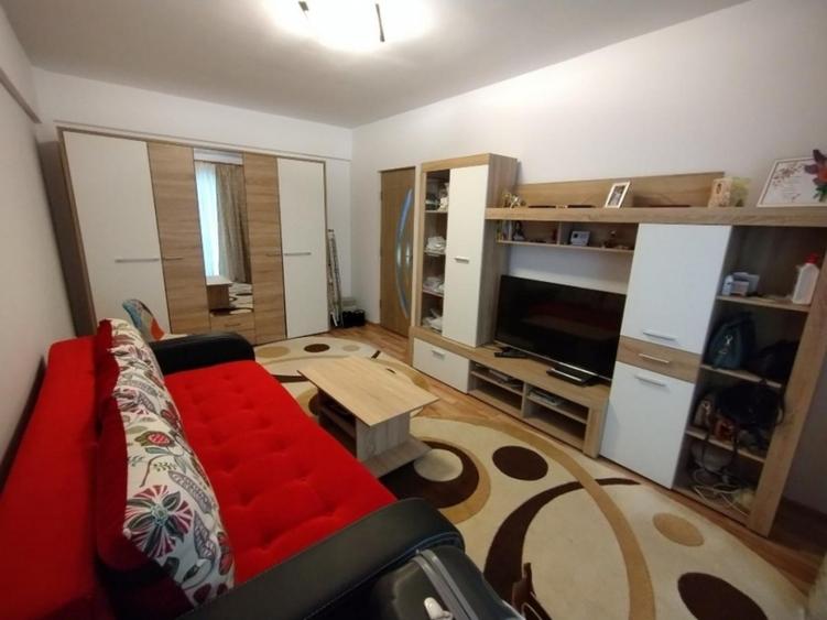 Apartament 1 camera decomandat etaj 2 - bloc 2016- liber - 4