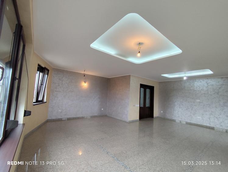 CASA FINISATA MODERN + VILA LA GRI- 4.000 MP TEREN, CORNETU - 1