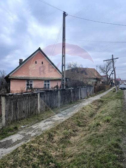 Casa / Vila cu 3 camere de vanzare - 1