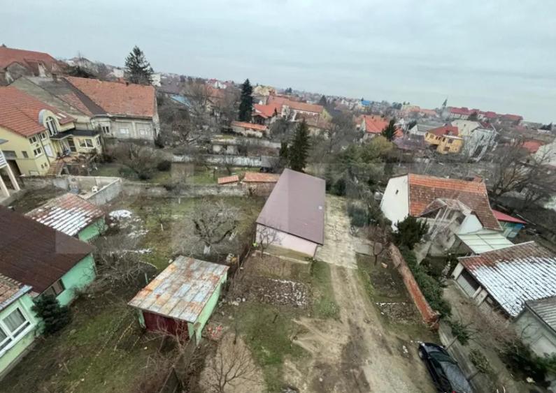 Apartament decomandat de vanzare, cu 3 camere, 111 mp, Centr - 1