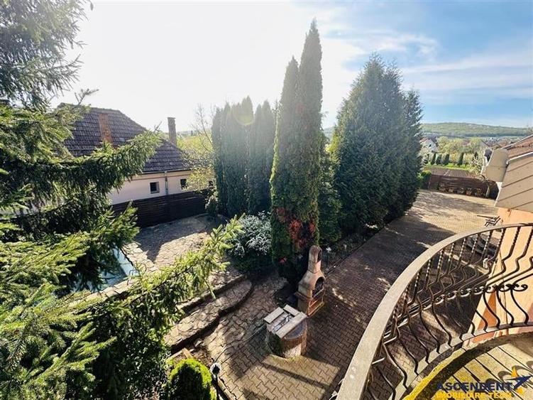 Film&3D!Vila Premium+casa scandinav al, pretios areal, 2.100 m teren Santana de - 2