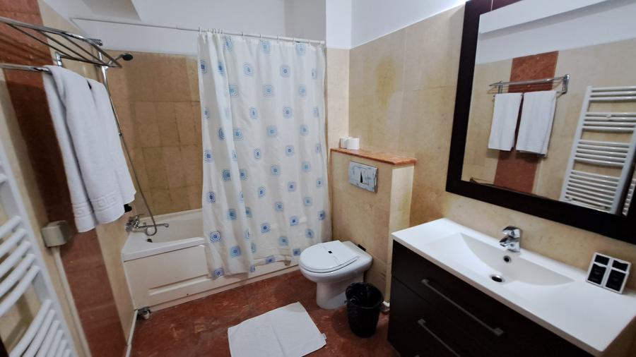 APARTAMENT 3 CAMERE IN COMPLEX REZIDENTIAL CU CIRCUIT INCHIS - PRET PROMOTIONAL - 44
