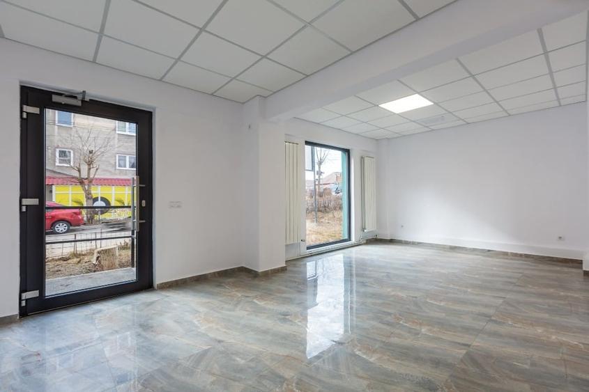Spațiu comercial cu vizibilitate excelentă – ideal pentru francize și servicii, - 7