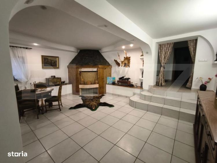 Pensiune Dp+P+E si 2 case de oaspeti, 900 mp utili, 5000 mp teren, zon - 5