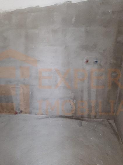 Casa situata in zona Costinesti - 16