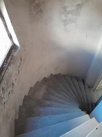 Unirii-Cartierul Evreiesc, singur curte, dubla deschidere, libera - 5