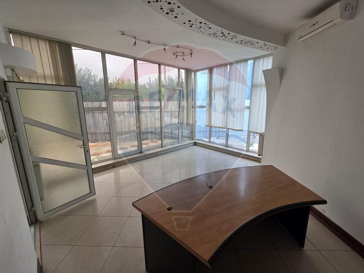 Ansamblu casa de locuit, hala productie ,spatiu de birouri si teren - 1