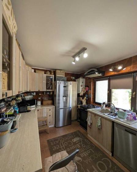 De vanzare casa tip duplex in Flore?ti, intr-o zona exclusiv de case ! - 15