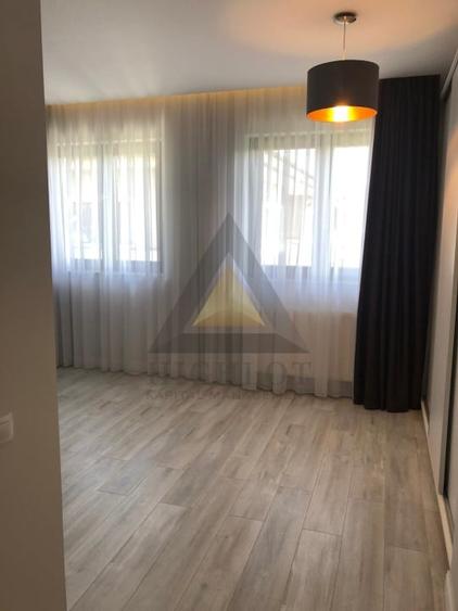 OFERTA UNICA IN OXFORD GARDENS - 14