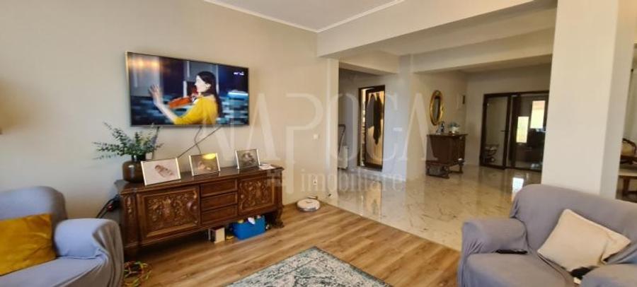 Casa 5 camere de vanzare in Baciu - 2