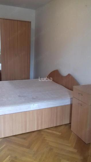 Apartament cu 3 camere etajul 3 din 4 Complexul Studentesc Apartament cu 3 camere etajul 3 din 4 Complexul Studentesc