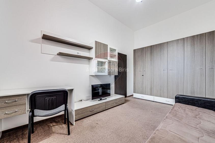 Apartament de inchiriat + terasa, cladire privata- zona Ultracentral