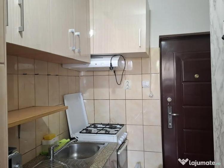 Inchiriez garsoniera - 1