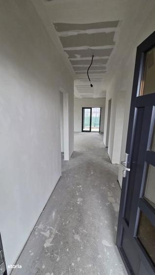 Casa noua de vanzare in Lazuri semifinisata - 11