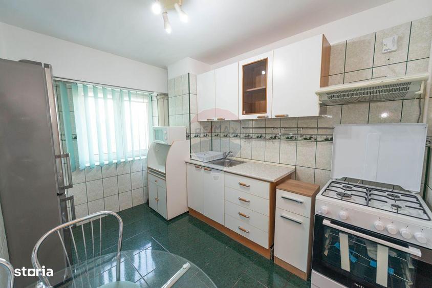 Apartament 3 camere de inchiriat, Decebal, Piata Alba Iulia - 12