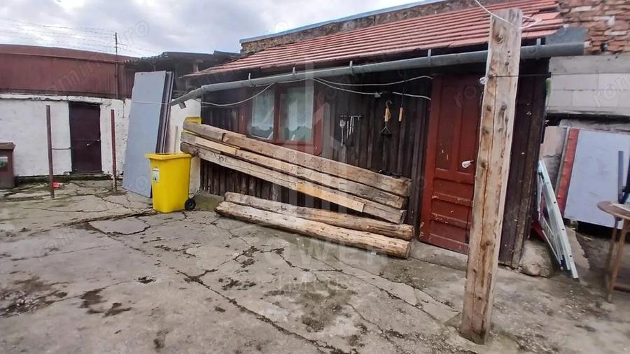 Casa Individuala in Zona Centrala | Curte Proprie - 25