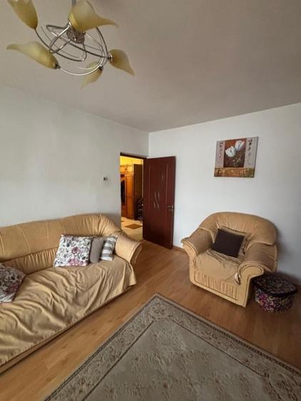 apartament 3 camere, 2 balcoane - 1