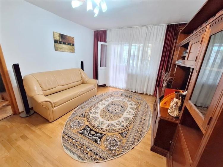 Apartament  2 camere semidecomandat, mobilat si utilat, zona Narcisa - 1