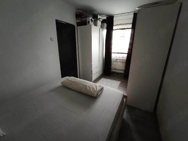 Apartament de vanzare - Malu Ro?u - 2