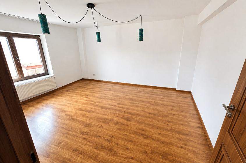 Proprietar vand vila in zona Margeanului - Antiaeriana - 9