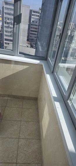 Inchiriez apartament 3 camere decomandat - 8