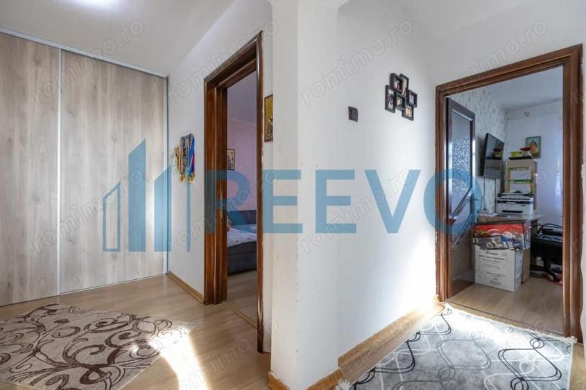 Apartament de vanzare cu doua camere, decomandat - str Cornisa Bistritei Bacau! - 8