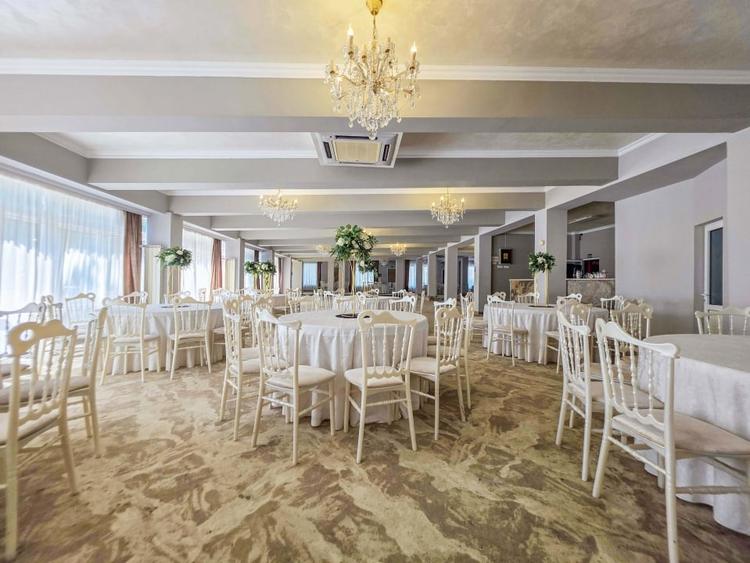 Cladire D+P+2E in centru Medgidiei, oportunitate de investitie - 2600 mp, - 11