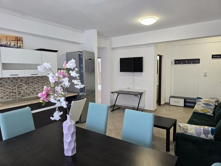 Apartament 3 camere Otopeni, langa parc, utilat si mobilat, lift - 1