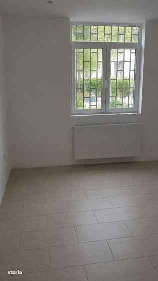 Spatiu Comercial 3 camere| Zona Colentina| Zona circulata| - 1