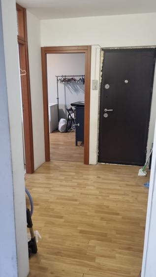 Crangasi , 5 minute metrou - 3