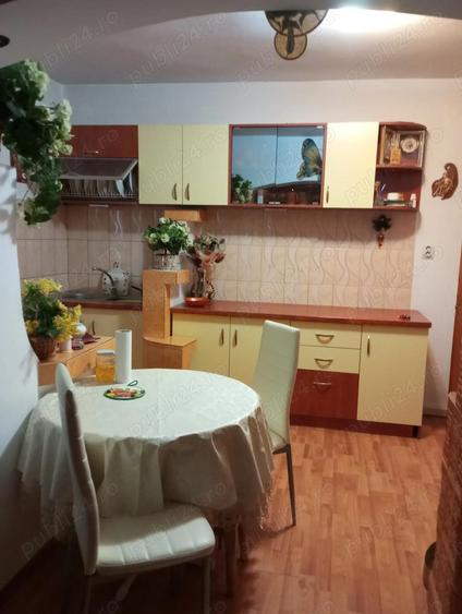 De vanzare apartament cu 2 camere - 1