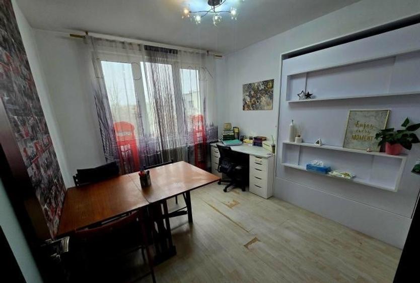 Apartament 3 camere in bloc de 4 etaje zona Drumul Taberei - 2