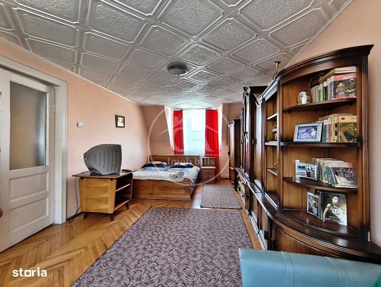 Casă cu 4 camere în Sânmartin