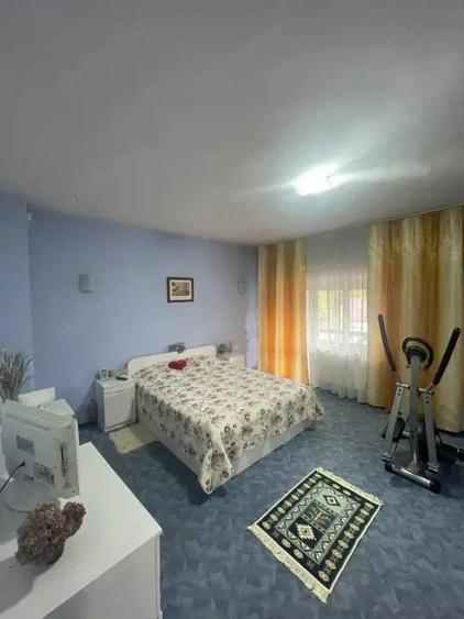 Duplex de vanzare, cu 8 camere, 300 mp, zona centrala - 16