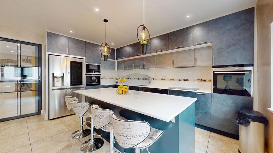 Comision 0% - Casa / Vila cu finisaje de lux de vanzare,  Calugareni - 3